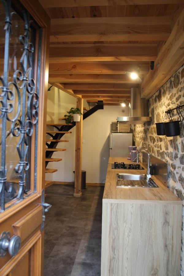 Du Moulin *